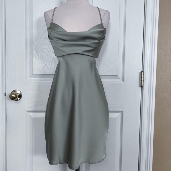 Princess Polly jemma mini dress sage - Picture 6 of 11